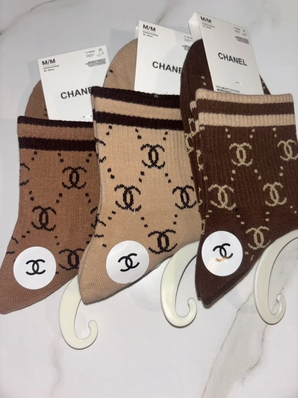 5 pairs CHANEL Brown & Black Monogram Crew Socks Set - Picture 3 of 3